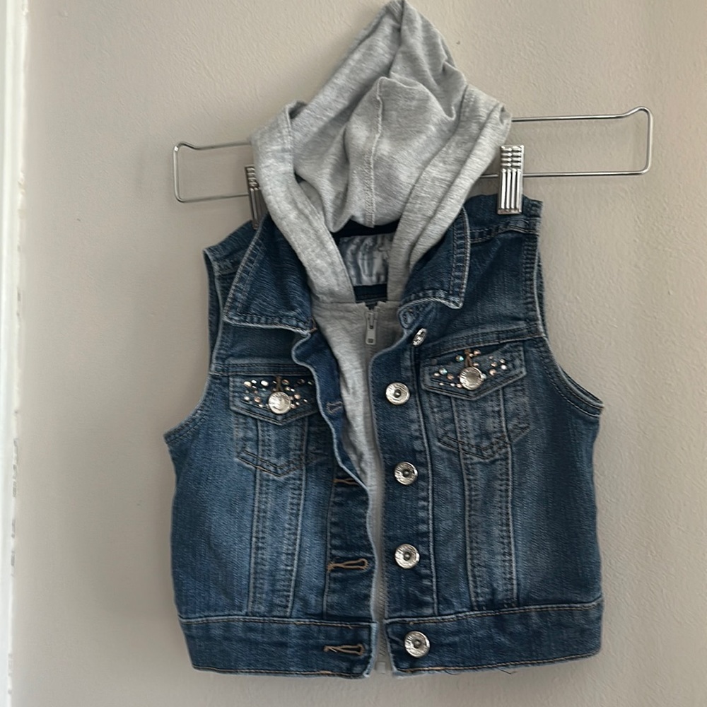 Justice sleeveless denim bejeweled jacket with hoodie kids size 8